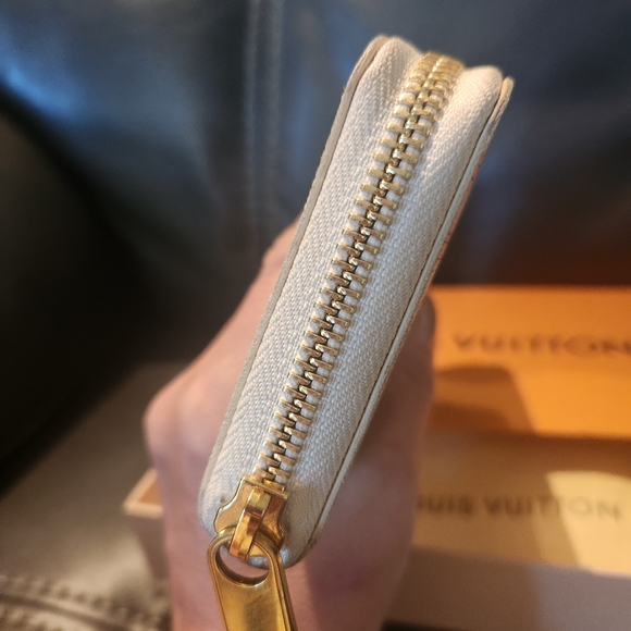 Louis Vuitton Clemence Trunk Limited Edition Wallet White Damier Blue Pink - Picture 15 of 16